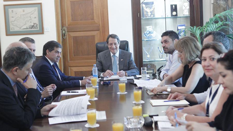 syndesmosmegalonanaptyxeonANASTPETRIDIS