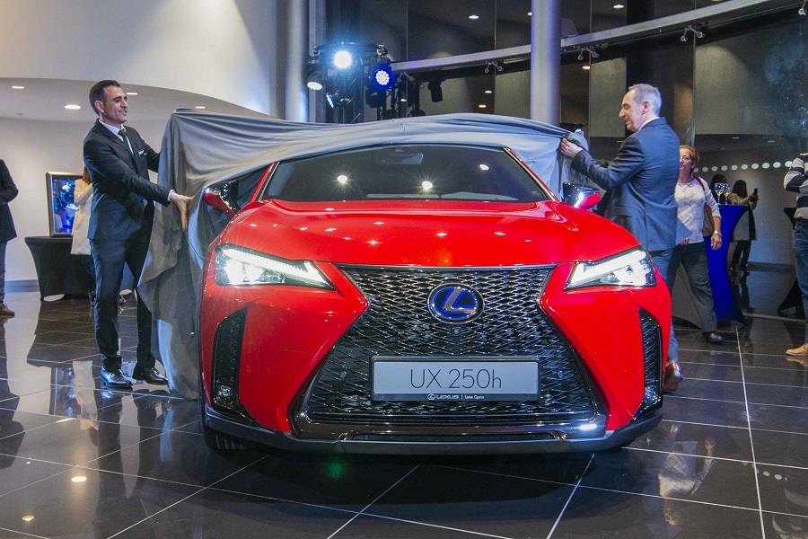 lexus