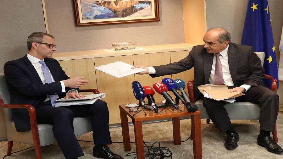 ΠΡΟΕΔΡΕΩΝ ΔΗΜΟΚΡΑΤΙΑΣ - ΝΕΟΣ ΔΙΟΙΚΗΤΗΣ ΚΕΝΤΡΙΚΗΣ ΤΡΑΠΕΖΑΣ ΚΥΠΡΟΥ