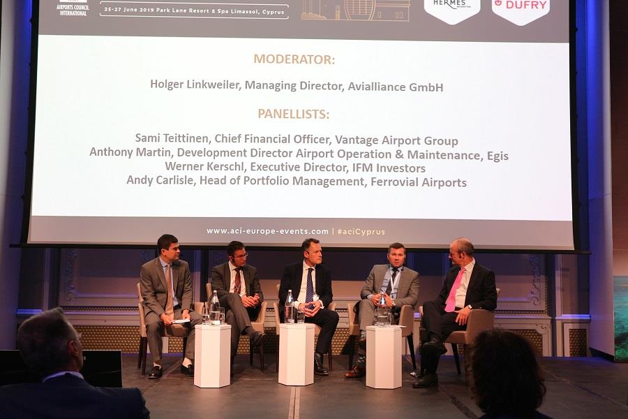INVESTORS PANEL