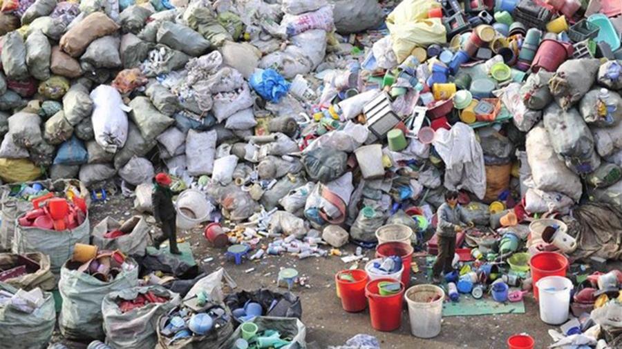 plastic 