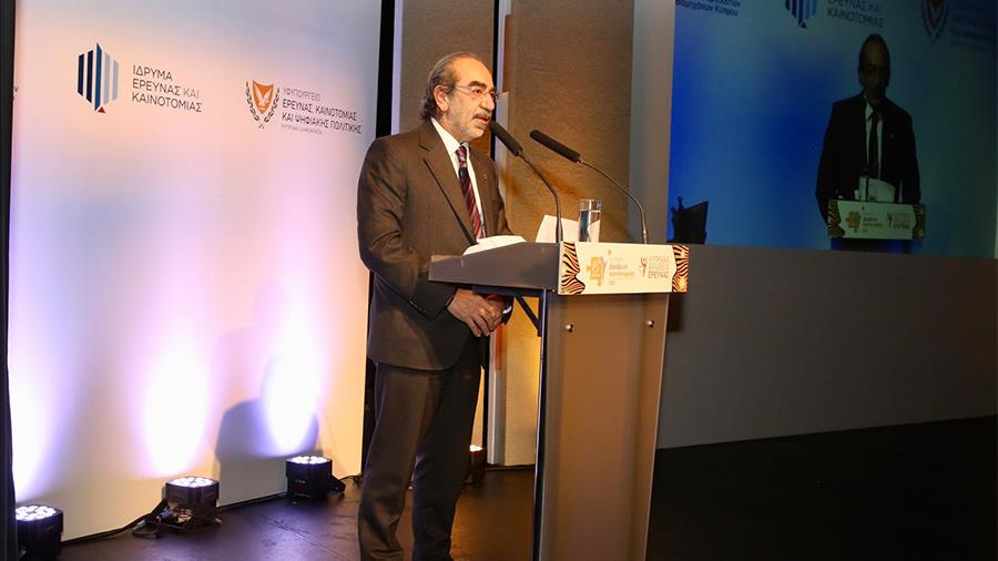 antonis antoniou