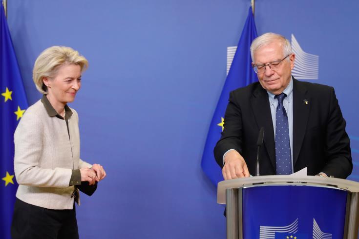 ΟΡΣΟΥΛΑ ΜΠΟΡΕΛ 