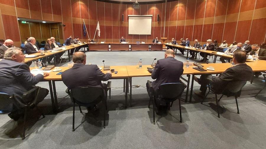 ΣΥΜΒΟΥΛΕΥΤΙΚΗ 