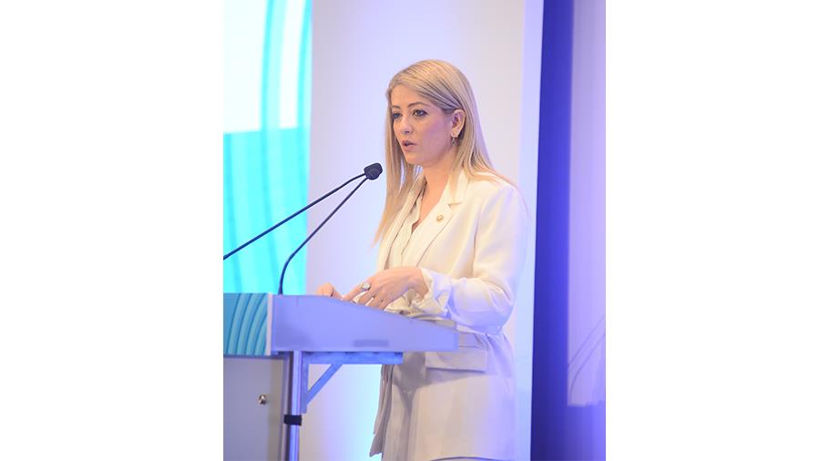 αννιτα δημ 900χ506 