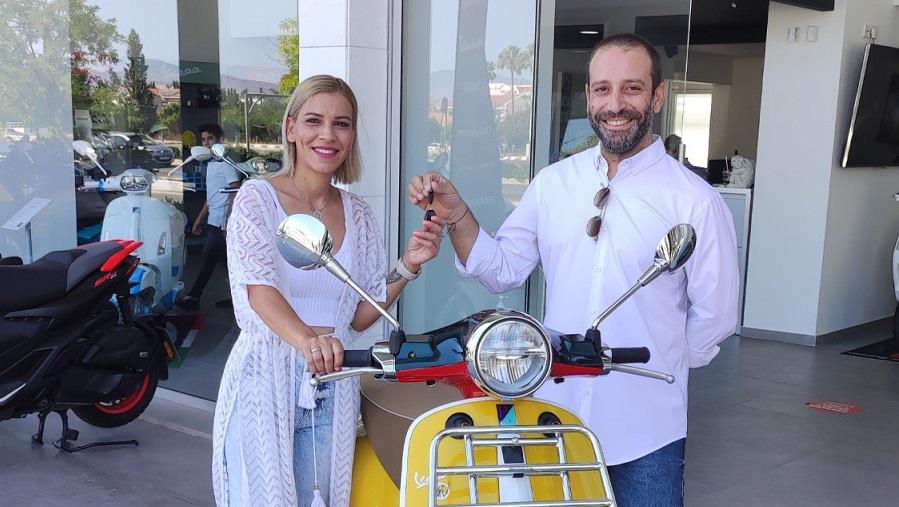 Costa Coffee Vespa 1