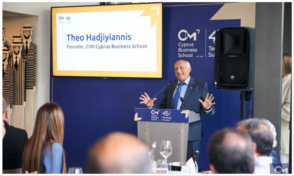 Collage Maker-11-May-2023-11-02-AM-4577