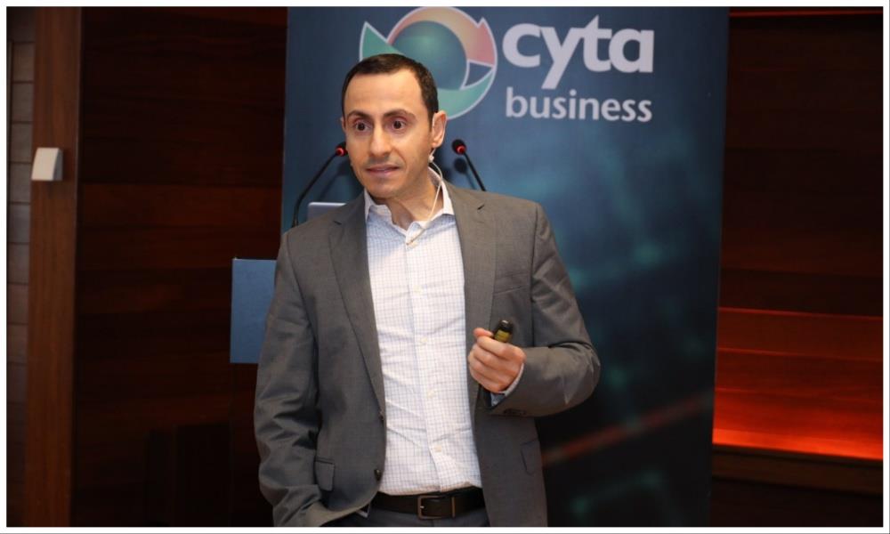 Collage Maker-31-May-2023-05-14-PM-7941