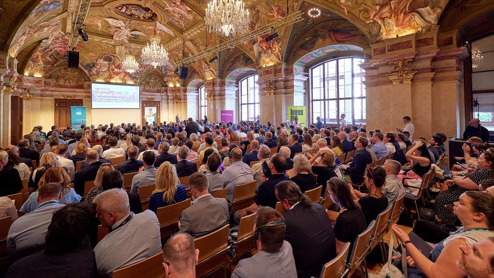 150_20230615_(c)Schedl_c