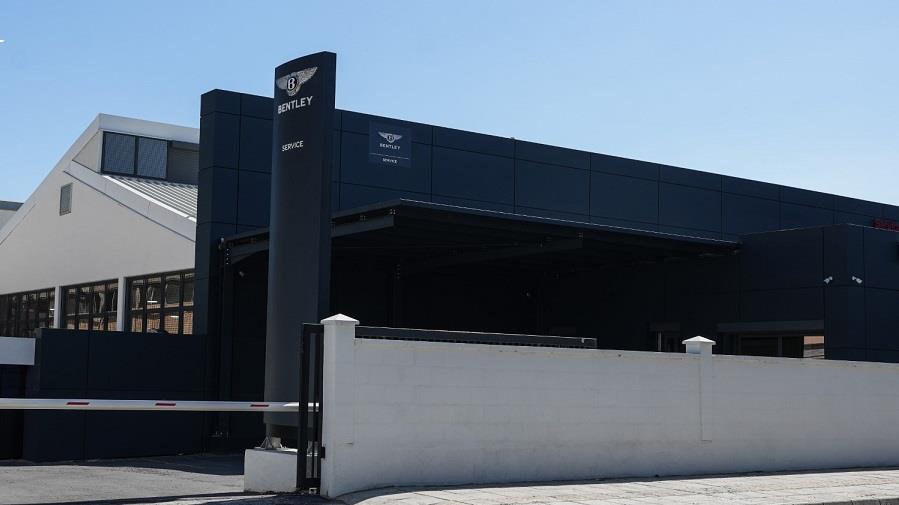 Bentley Garage (3)