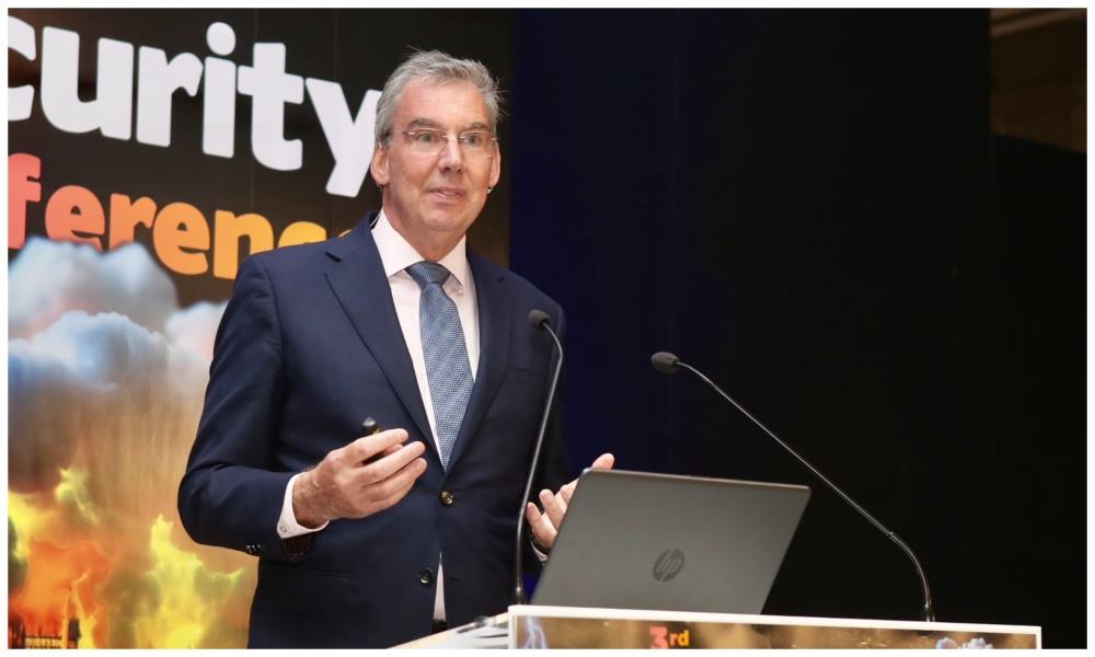 Collage Maker-28-Sep-2023-12-59-PM-5797