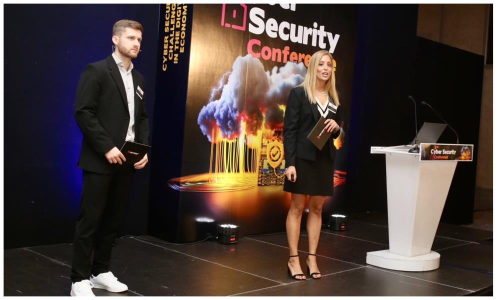 Collage Maker-28-Sep-2023-11-55-AM-2881