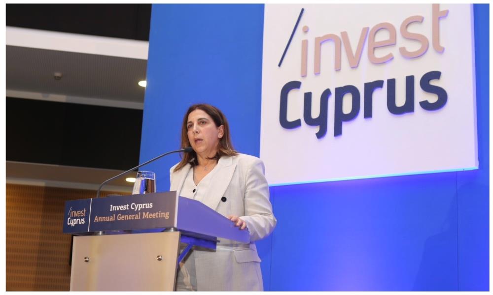 MixCollage-20-Nov-2023-07-02-PM-9760