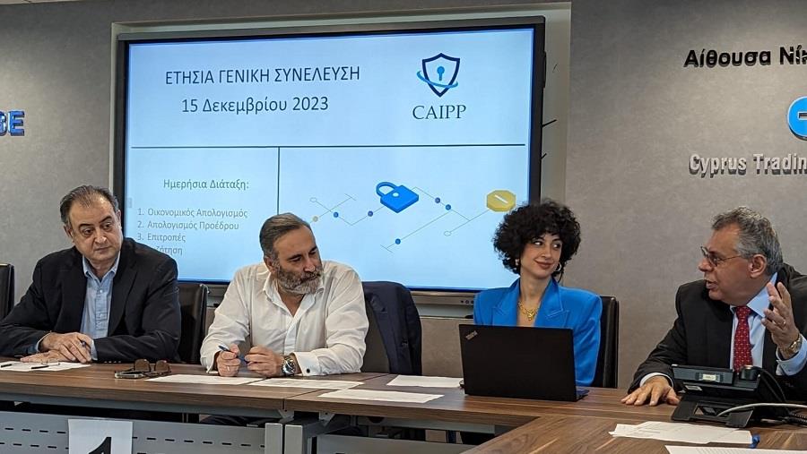 PHOTO-2023-12-15-13-14-28