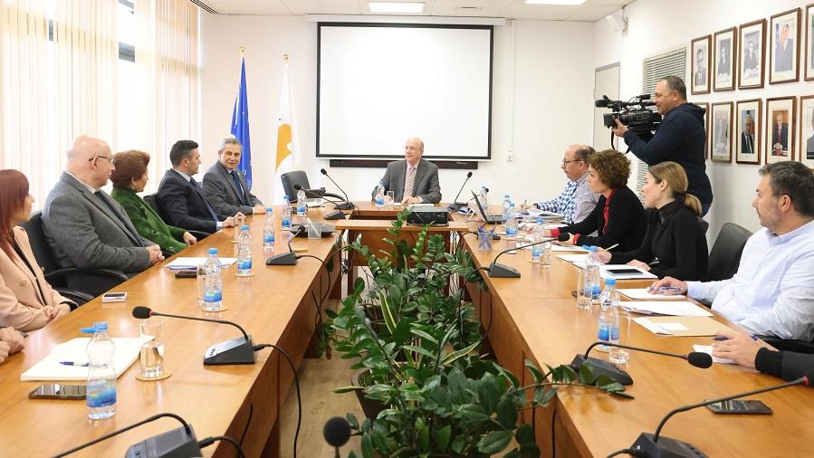 ΚΕΡΑΥΝΟΣ ΠΡΥΤΑΝΕΙΑ