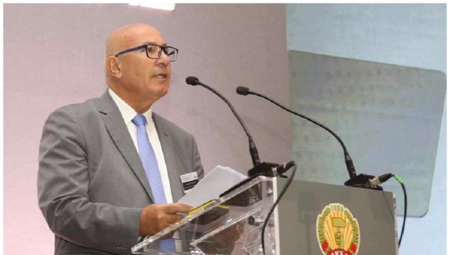 ΚΥΡΙΑΚΟΣ ΚΑΚΟΥΡΗΣ