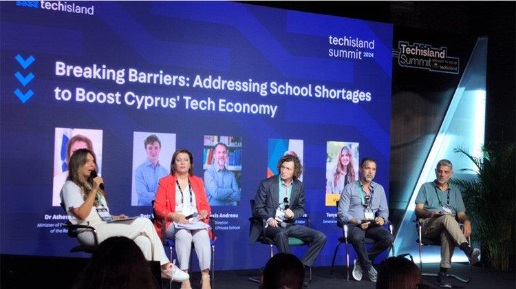 TechIsland_panel_education_2024.width-750