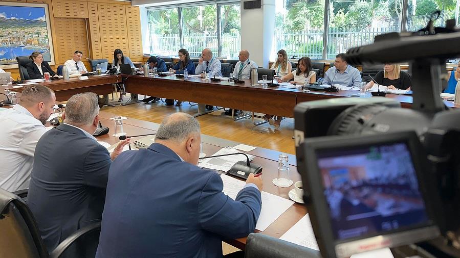 ΕΠΙΤΡΟΠΗ ΟΙΚΟΝΙΜΙΚΩΝ ΚΑΙΝΟΥΡΓΙΑ