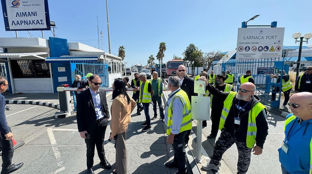 ΜΗΧΑΝΟΔΗΓΟΙ-ΛΙΜΑΝΙ ΛΑΡΝΑΚΑΣ