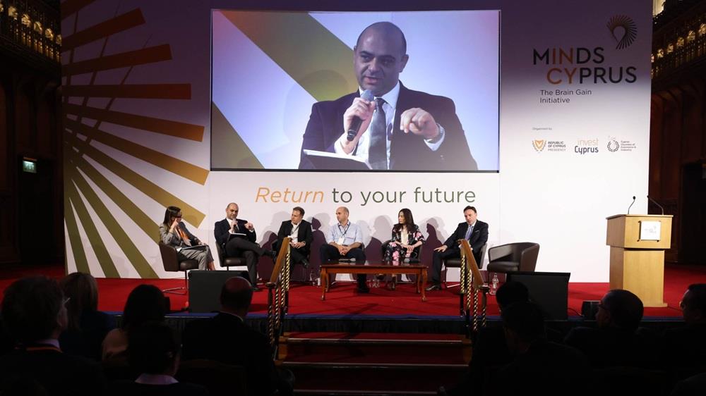 ΠΑΝΕΛ 2 ΛΟΝΔΙΝΟ