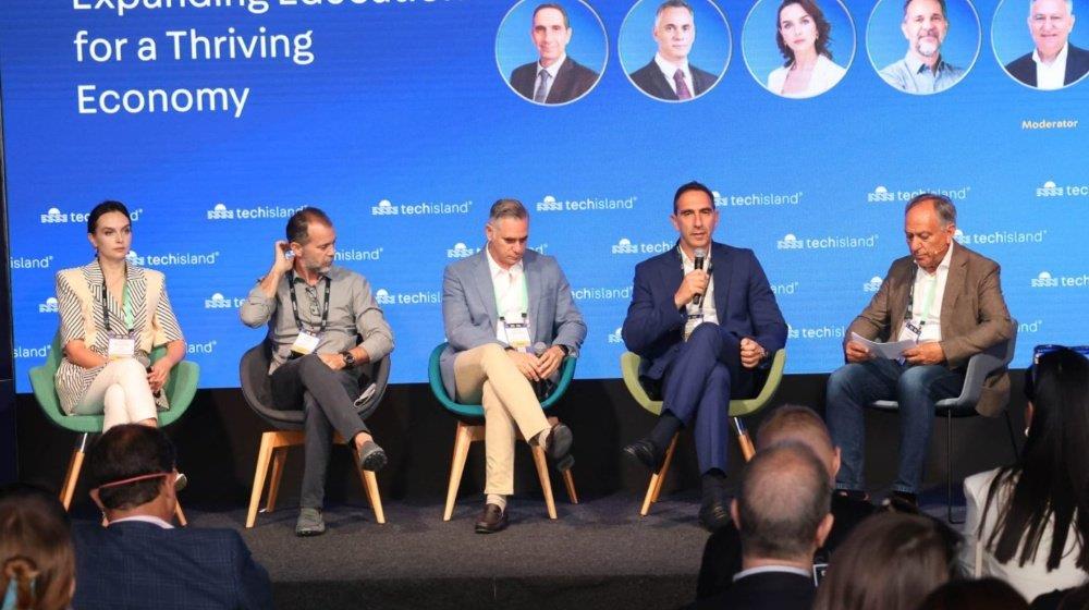 TechIsland-Summit ekpaidefsi