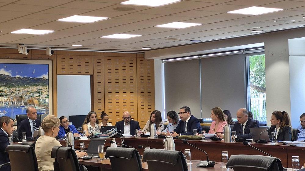 ΚΟΜΠΟΣ ΒΟΥΛΗ