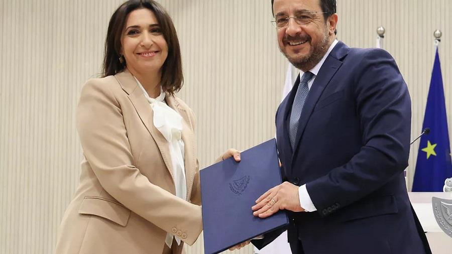 ΡΑΟΥΝΑ ΧΡΙΣΤΟΔΟΥΛΙΔΗΣ