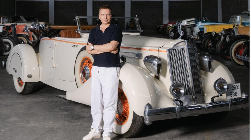 5240566788737146 MixCollage-10-Aug-2025-11-17-AM-4863