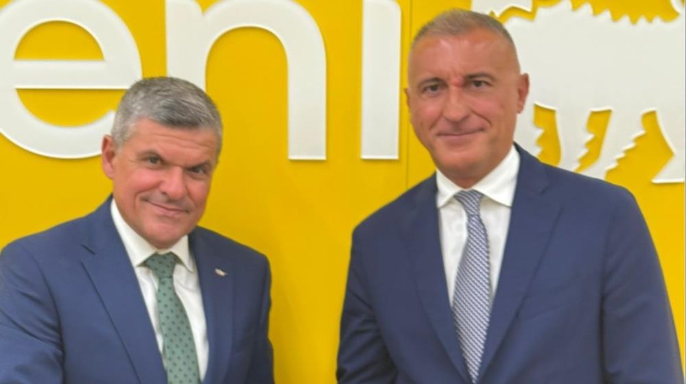 5267408340890467 Papanasatsiou Guido Brusco