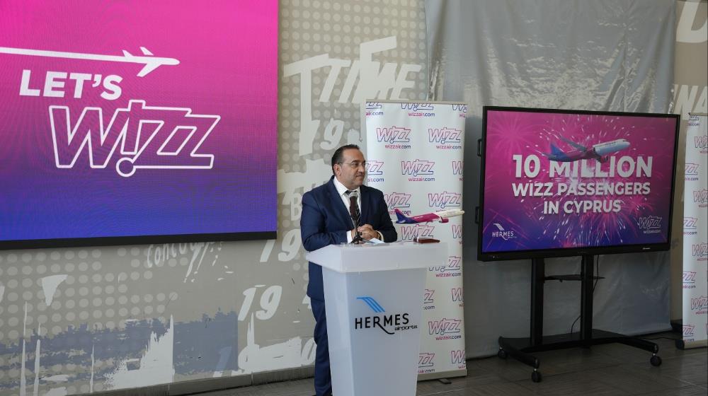 5275001477475774 Kostas Koumis Wizz