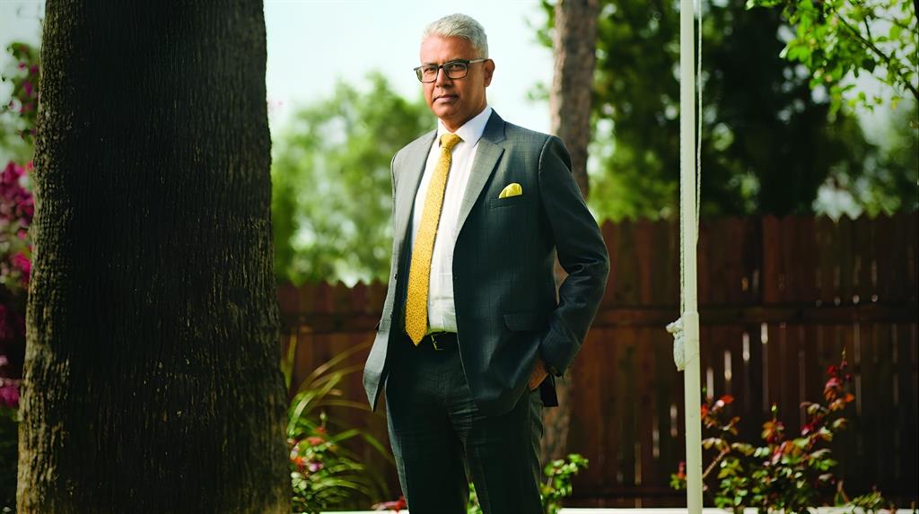 5315888389919805 MixCollage-05-Nov-2025-02-47-PM-7694 (1)