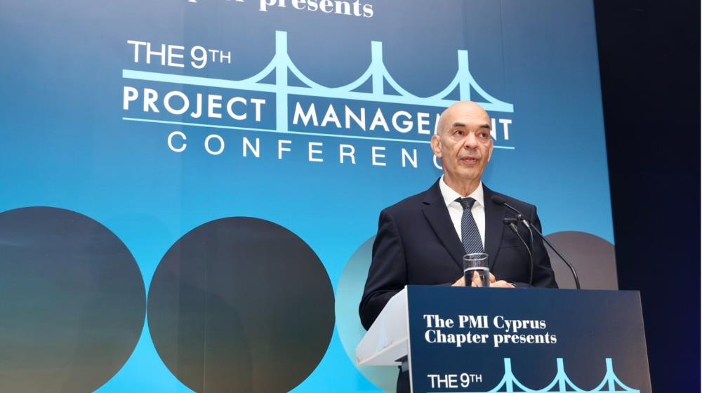 5323466268566103 MixCollage-14-Nov-2025-10-09-AM-6682