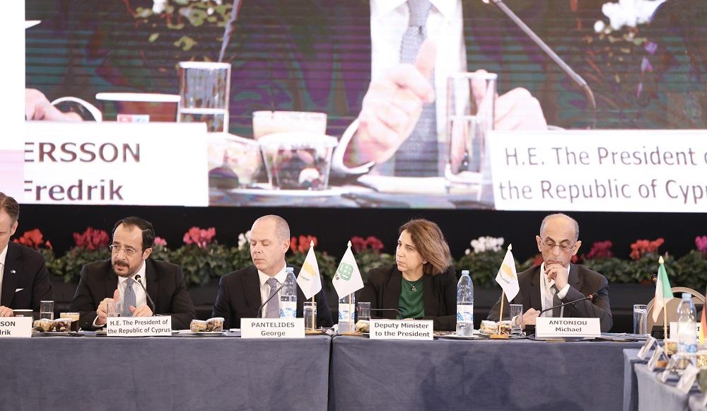 5329633048606693 DOC.20251121.9424498.PresBussinessEU-22