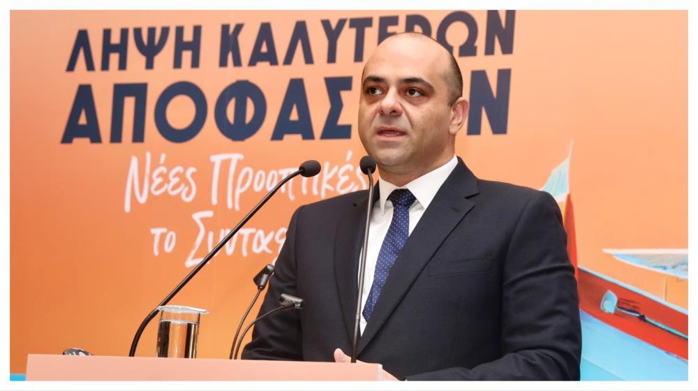 5332973690690283 MixCollage-25-Nov-2025-09-58-AM-5249