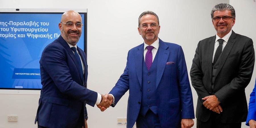 ΦΙΛΙΠΠΟΣ ΧΑΤΖΗΖΑΧΑΡΙΑΣ