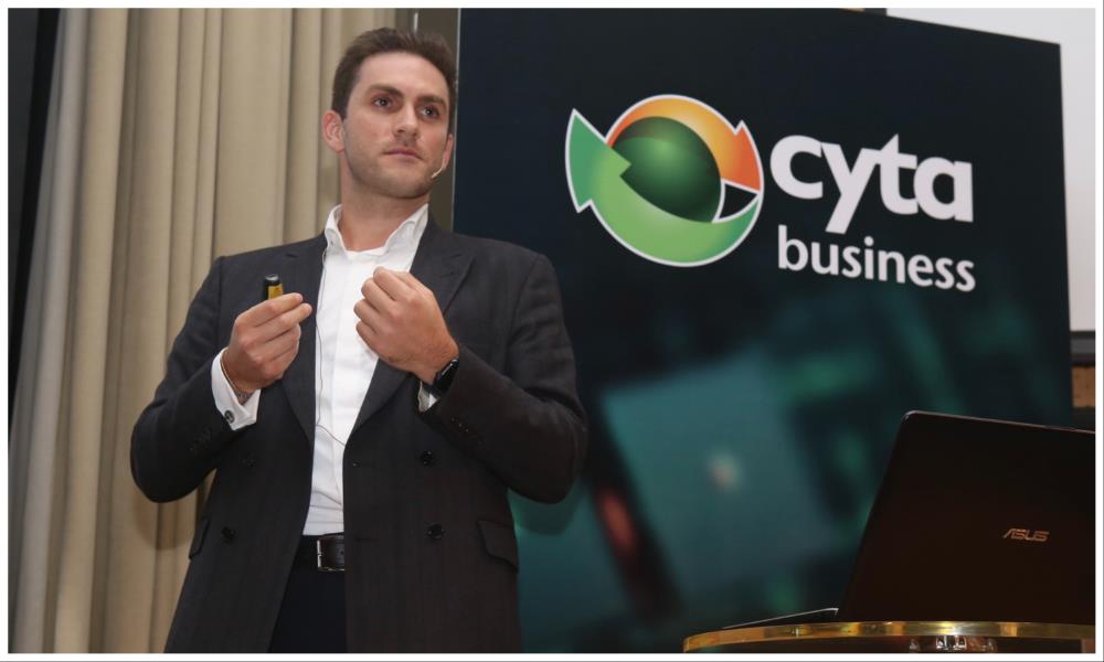 Collage Maker-28-Mar-2023-05-30-PM-6934