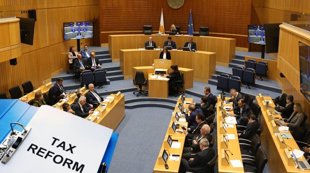 Live &epsilon;&iota;&kappa;ό&nu;&alpha;: &Eta; ώ&rho;&alpha; &tau;&omega;&nu; &alpha;&pi;&omicron;&phi;ά&sigma;&epsilon;&omega;&nu; &gamma;&iota;&alpha; &tau;&eta;&nu; &phi;&omicron;&rho;&omicron;&lambda;&omicron;&gamma;&iota;&kappa;ή &mu;&epsilon;&tau;&alpha;&rho;&rho;ύ&theta;&mu;&iota;&sigma;&eta; - &Sigma;&epsilon; &epsilon;&xi;έ&lambda;&iota;&xi;&eta; &eta; &sigma;&upsilon;&zeta;ή&tau;&eta;&sigma;&eta; &sigma;&tau;&eta; &Beta;&omicron;&upsilon;&lambda;ή