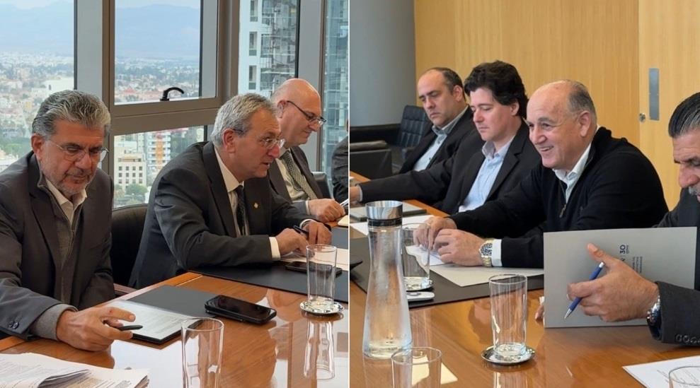 5362590902464525 MixCollage-29-Dec-2025-04-50-PM-7986