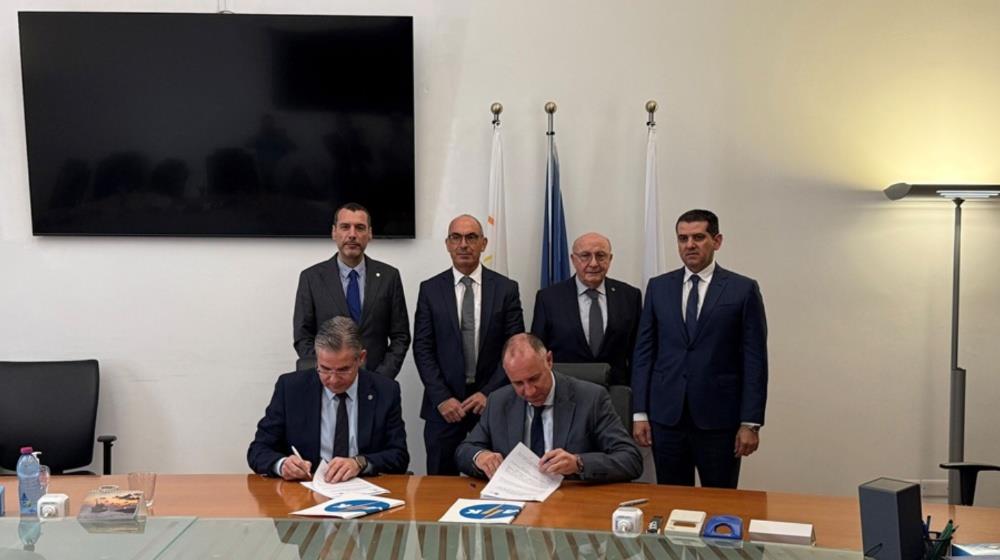 5371858529309223 MixCollage-09-Jan-2026-10-15-AM-3929