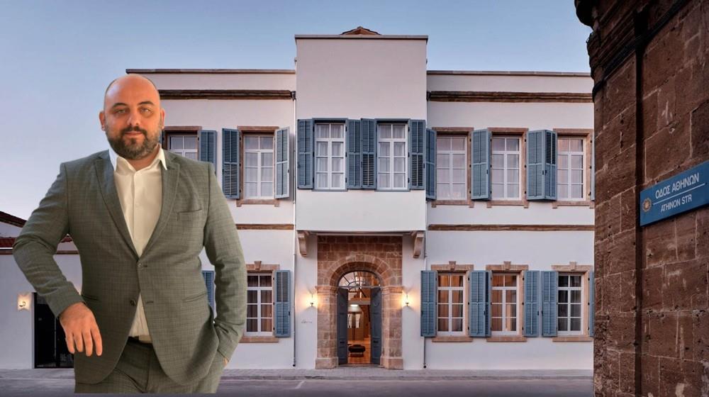 &Sigma;&tau;έ&lambda;&iota;&omicron;&sigmaf; &Pi;&alpha;&pi;ά&sigmaf;: &Sigma;&eta;&mu;&epsilon;ί&omicron; &alpha;&nu;&alpha;&phi;&omicron;&rho;ά&sigmaf; &gamma;&iota;&alpha; &tau;&alpha;&xi;&iota;&delta;&iota;ώ&tau;&epsilon;&sigmaf; &pi;&omicron;&upsilon; &alpha;&nu;&alpha;&zeta;&eta;&tau;&omicron;ύ&nu; &pi;&omicron;&iota;&omicron;&tau;&iota;&kappa;έ&sigmaf; &epsilon;&mu;&pi;&epsilon;&iota;&rho;ί&epsilon;&sigmaf; &sigma;&tau;&eta; &Lambda;&epsilon;&upsilon;&kappa;&omega;&sigma;ί&alpha; &tau;&omicron; Amyth of Nicosia