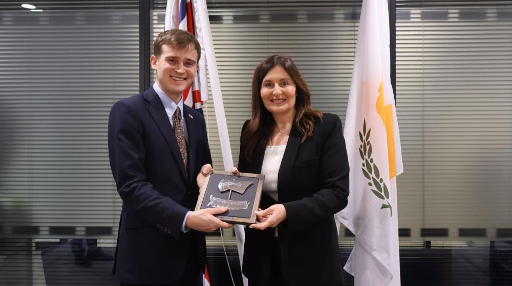 5382996370582756 Hadjimanolis UK