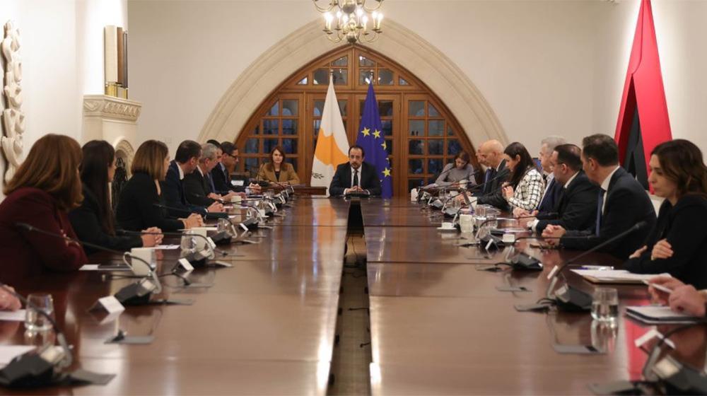 5384709511397948 cache 1300x500 Analog medium 451552 155601 26 01 14 171824