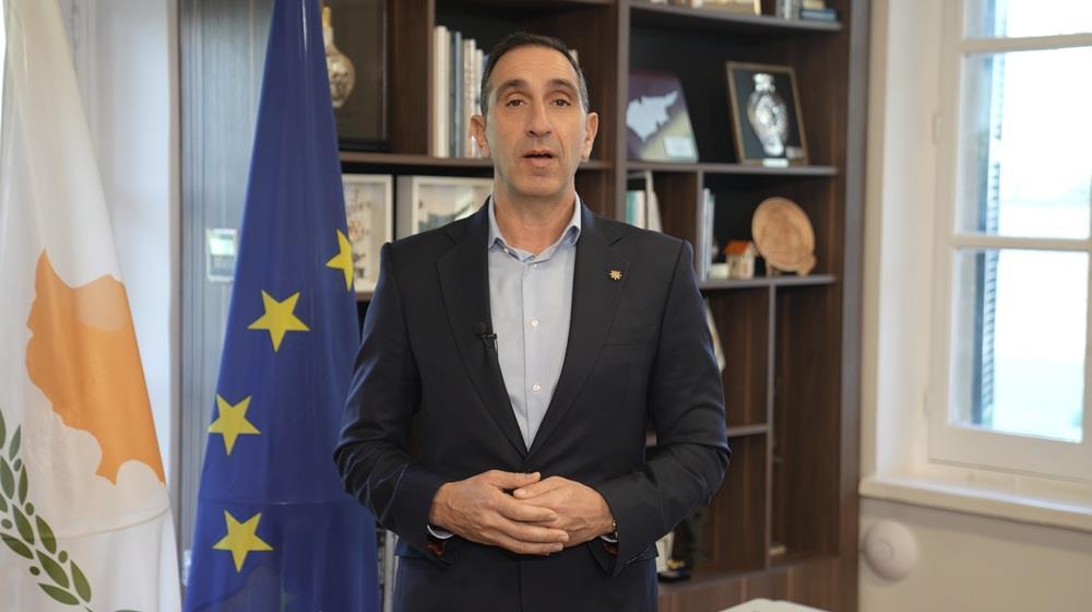 5387398508763575 cache 1300x500 Analog medium 450652 112207 25 12 31 110421