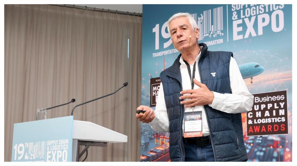 5395246391228466 MixCollage-05-Feb-2026-12-06-PM-971