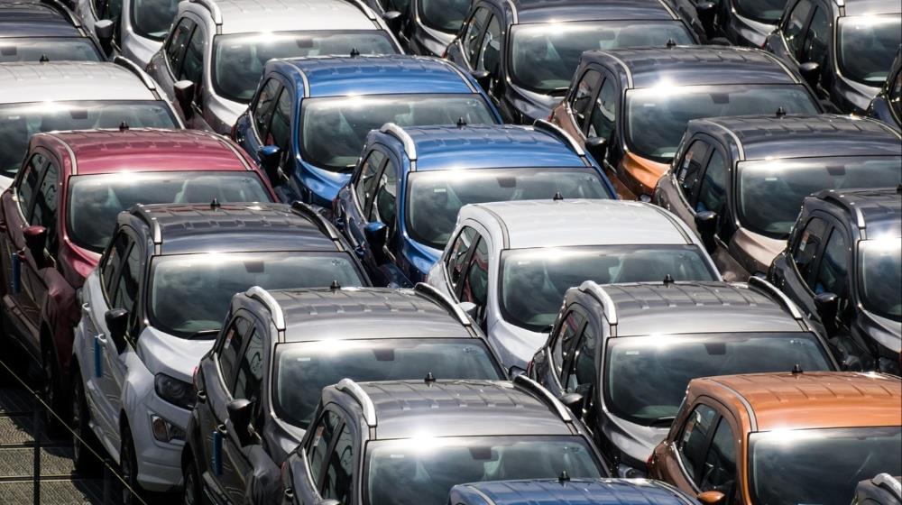 5320856520971595 car vehicle