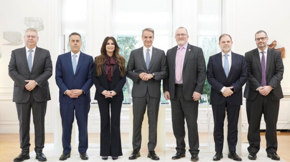 5411778602312805 Helleniq Chevron