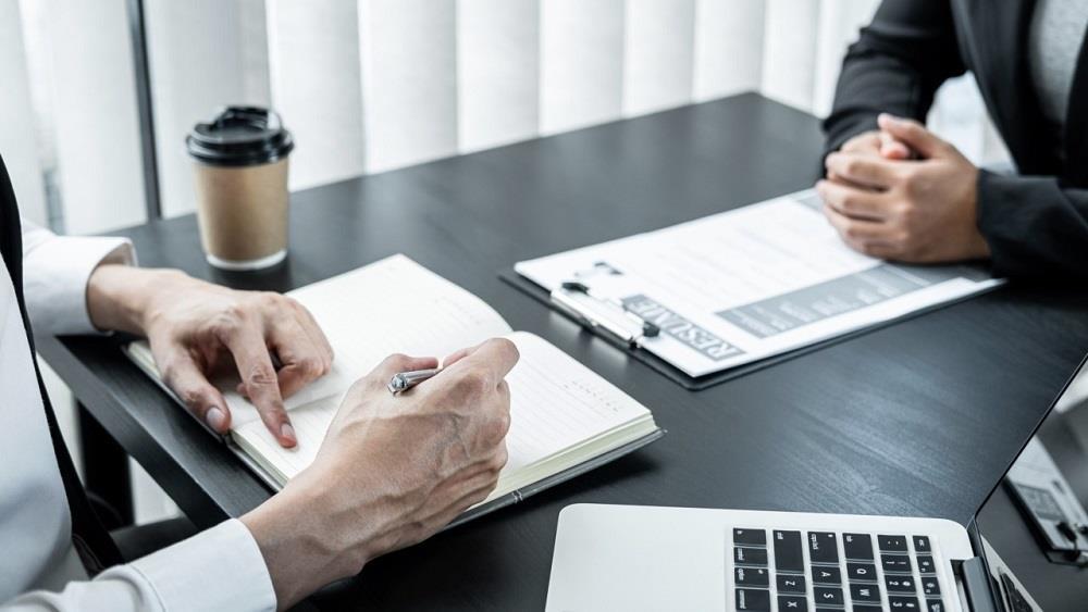 5415907930054240 εργασια