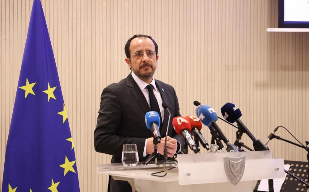 5440159046877162 νίκος χριστ