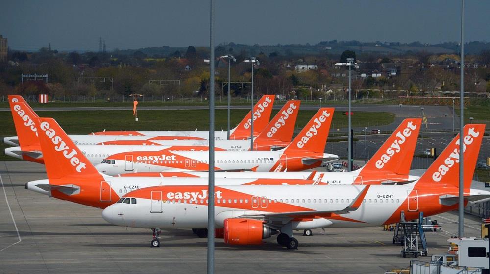 5455712021521085 easyJet
