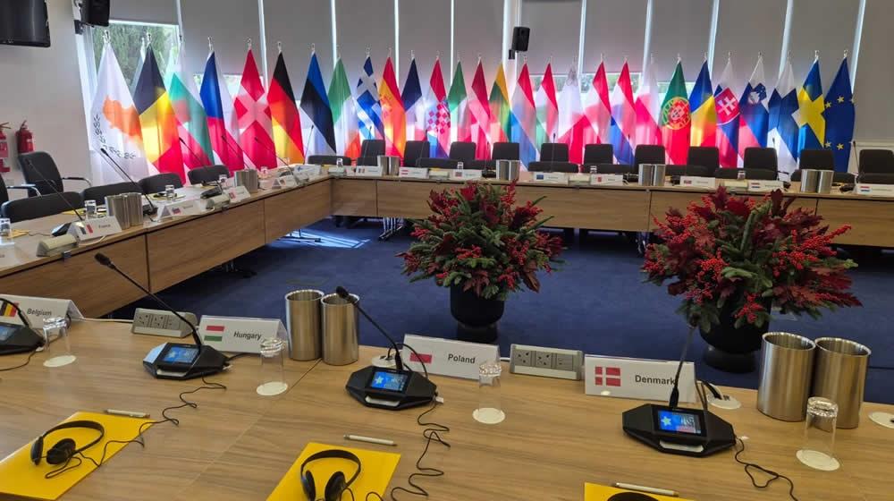 &Kappa;&upsilon;&pi;&rho;&iota;&alpha;&kappa;ή &Pi;&rho;&omicron;&epsilon;&delta;&rho;ί&alpha;: &Eta; &Lambda;&epsilon;&upsilon;&kappa;&omega;&sigma;ί&alpha; &phi;&iota;&lambda;&omicron;&xi;&epsilon;&nu;&epsilon;ί Ά&tau;&upsilon;&pi;&eta; &Sigma;ύ&nu;&omicron;&delta;&omicron; &Upsilon;&pi;&omicron;&upsilon;&rho;&gamma;ώ&nu; &Tau;&omicron;&upsilon;&rho;&iota;&sigma;&mu;&omicron;ύ &Epsilon;.&Epsilon;.